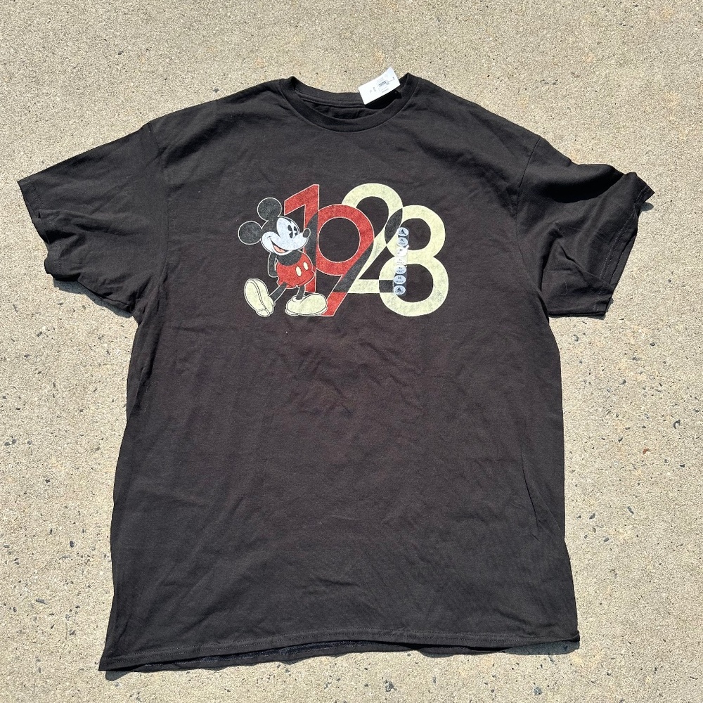 Disney 1928 Black Shirt XL
